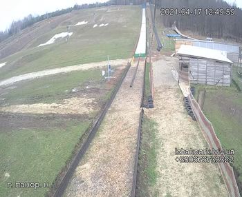 Їжак парк 17 квітня 2021 року, 2021-04-17 13:00