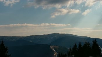 Буковель 25 квітня 2020 року, 2020-04-25 10:00