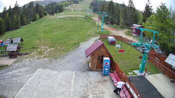1-chair lift station
