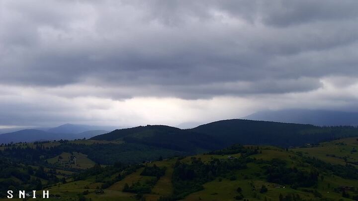 Jasinia — Hoverla, Petros, Svydovets