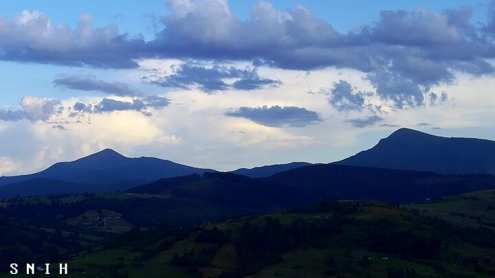 Yasinia — Hoverla, Petros, Svydovets