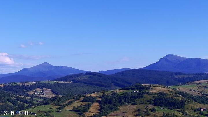 Jasinia — Hoverla, Petros, Svydovets