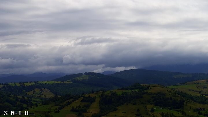 Jasinia — Hoverla, Petros, Svydovets