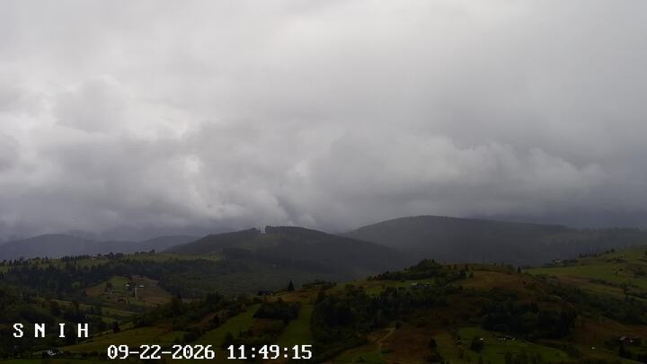 Jasinia — Hoverla, Petros, Svydovets