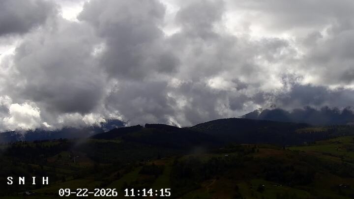 Jasinia — Hoverla, Petros, Svydovets