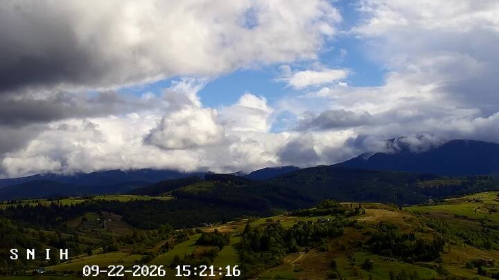 Jasinia — Hoverla, Petros, Svydovets