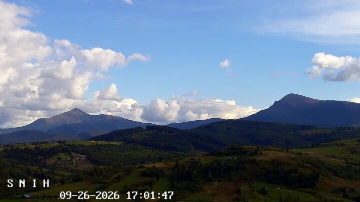 Yasinia — Hoverla, Petros, Svydovets